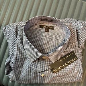 NWT Banana Republic Men’s Button-Down Shirt – XL